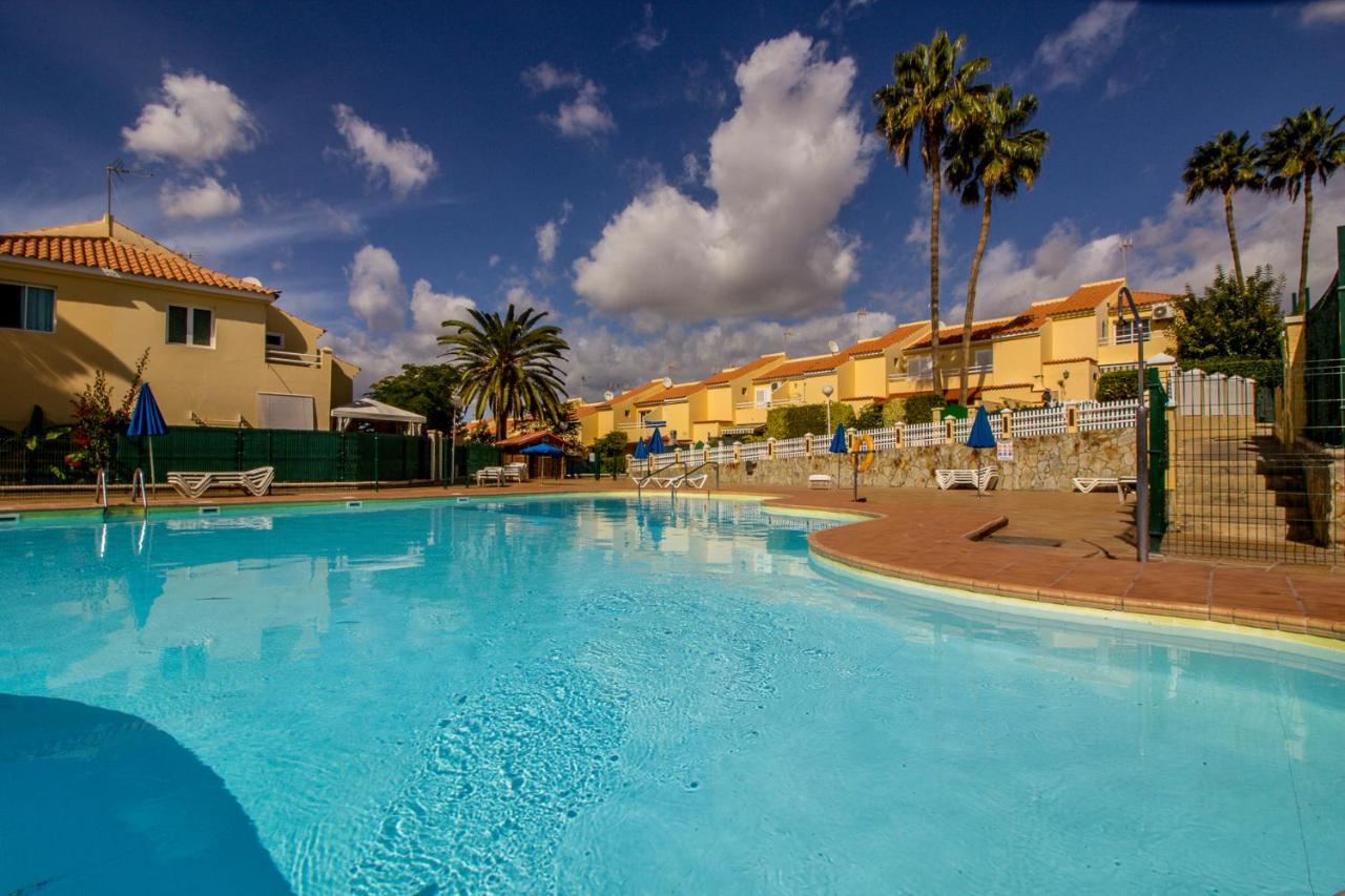 Villa Martina Bungalow With Garden, Bbq, And Pools San Bartolomé Kültér fotó