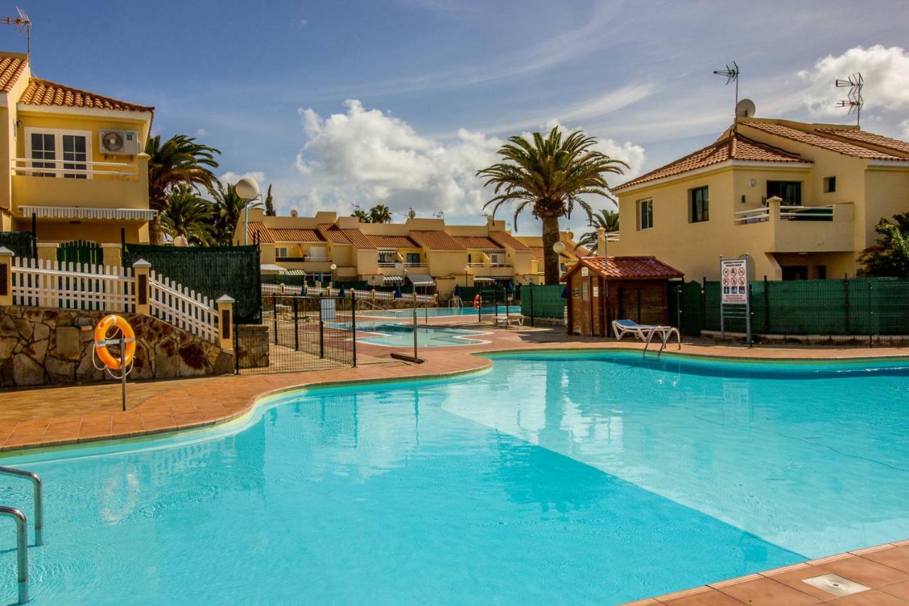 Villa Martina Bungalow With Garden, Bbq, And Pools San Bartolomé Kültér fotó