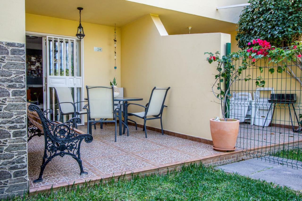 Villa Martina Bungalow With Garden, Bbq, And Pools San Bartolomé Kültér fotó